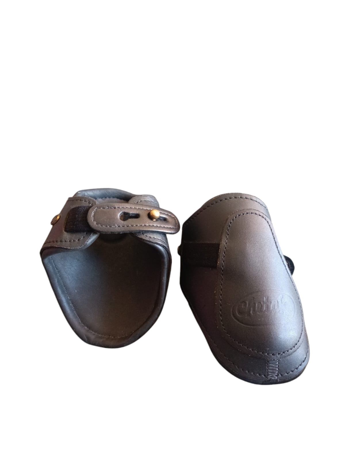 CHETAK CUIR MARRON Amor For All